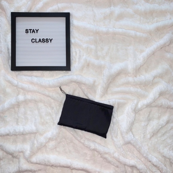 Authentic Fendi Dustbag - Picture 2 of 4